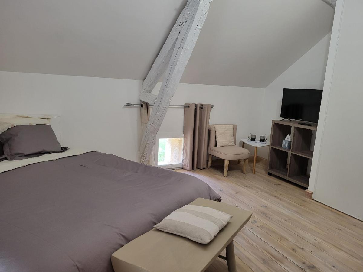 Le Clos Des Figuiers - 3 Chambres D'Hotes De Charme Duravel Екстериор снимка