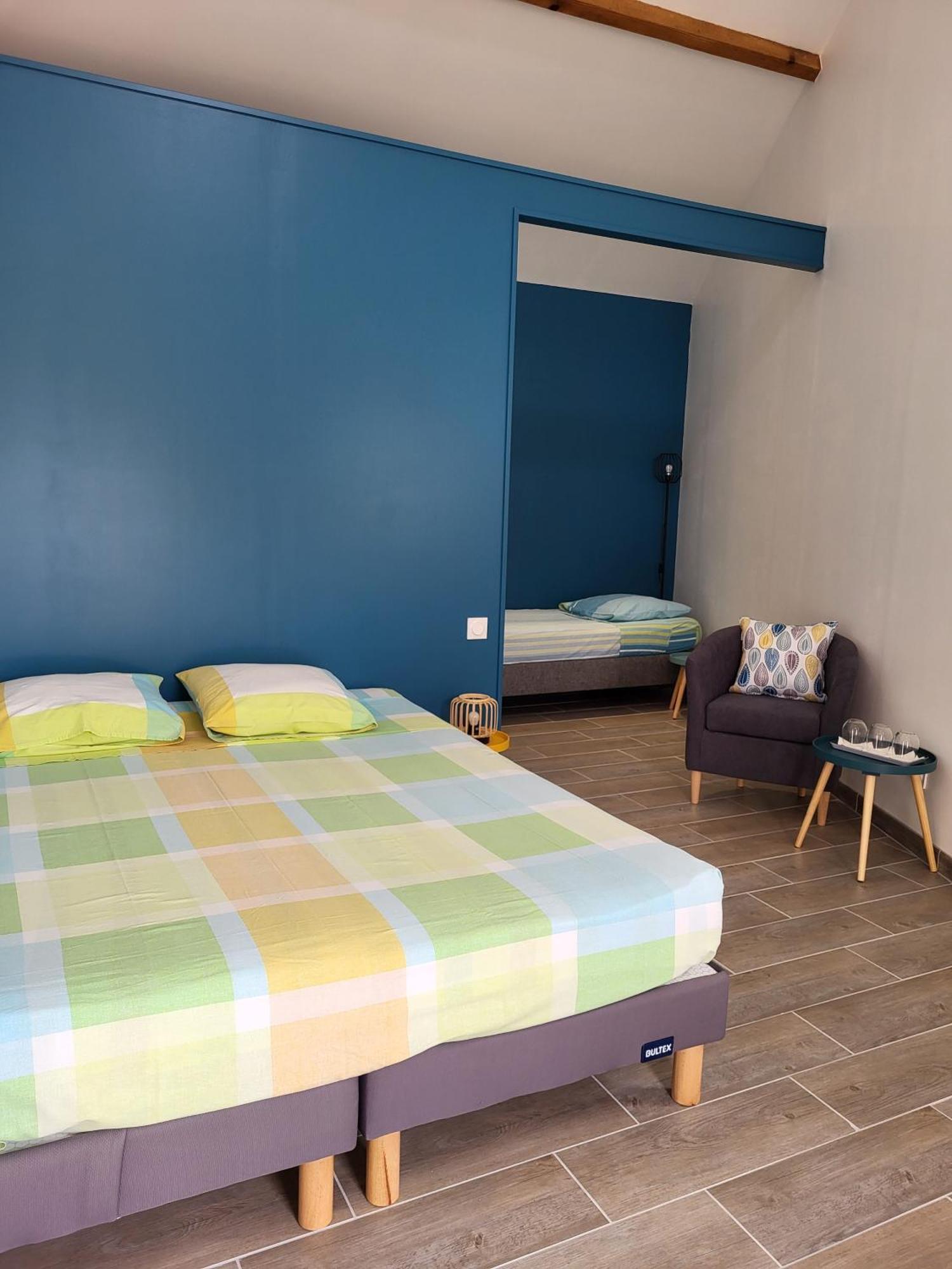 Le Clos Des Figuiers - 3 Chambres D'Hotes De Charme Duravel Екстериор снимка